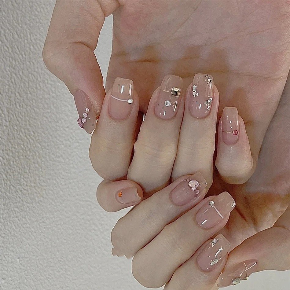 4a65093f-067f-4883-b420-a8f7b0c435a6.jpg press on nails - Image 5